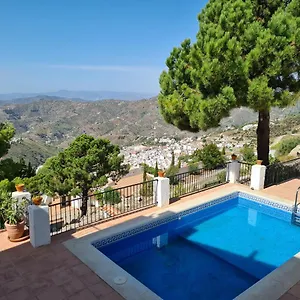 lovely-2-bed-apartment-with-stunning-views-pool.es-andalucia.com/